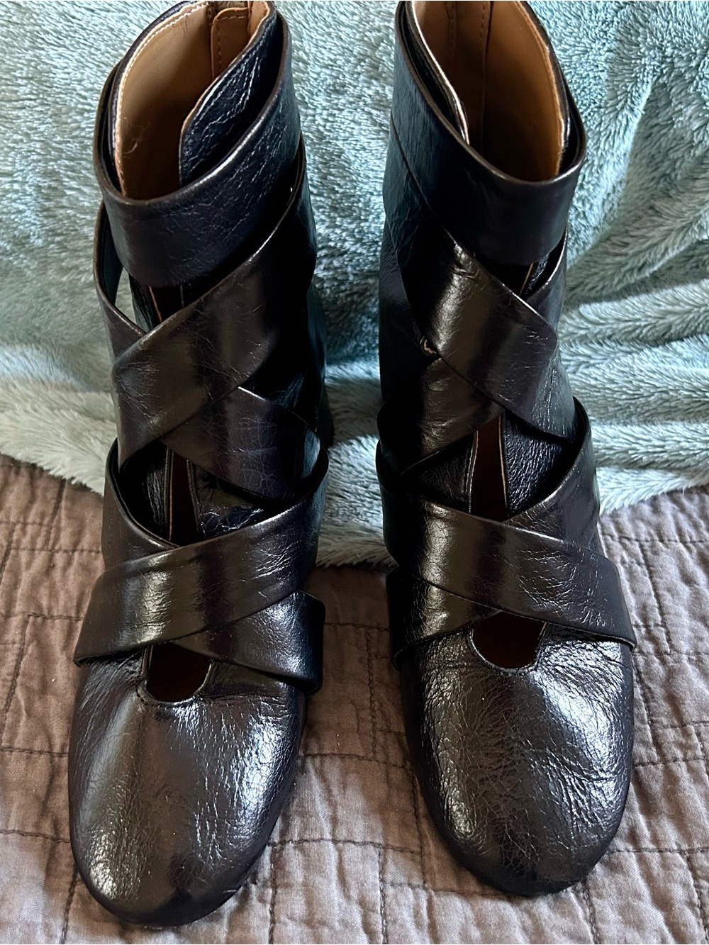 Zara Black Leather Crisscross Strap Ankle Booties SZ 6.5